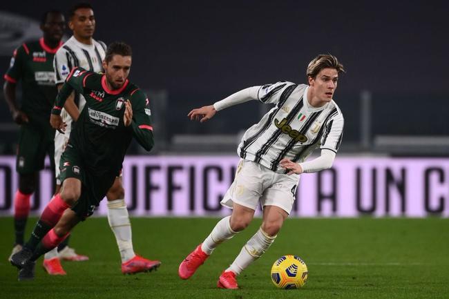  尤文租借小将麦肯尼爆发，帽子戏法横扫莱切  