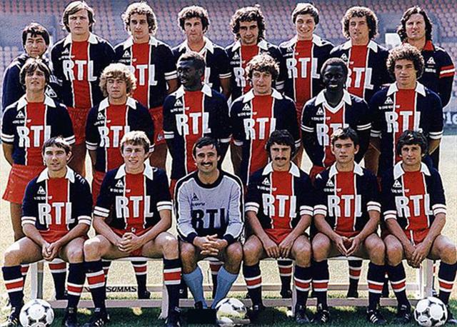  巴黎圣日耳曼主场完胜里昂稳固榜首位置